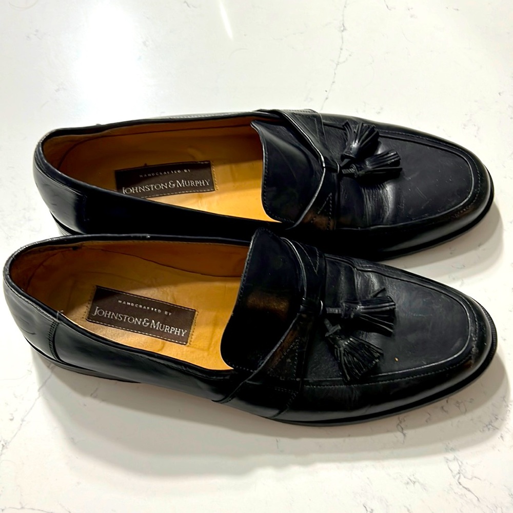 Men’s black dress shoes Johnston & Murphy
